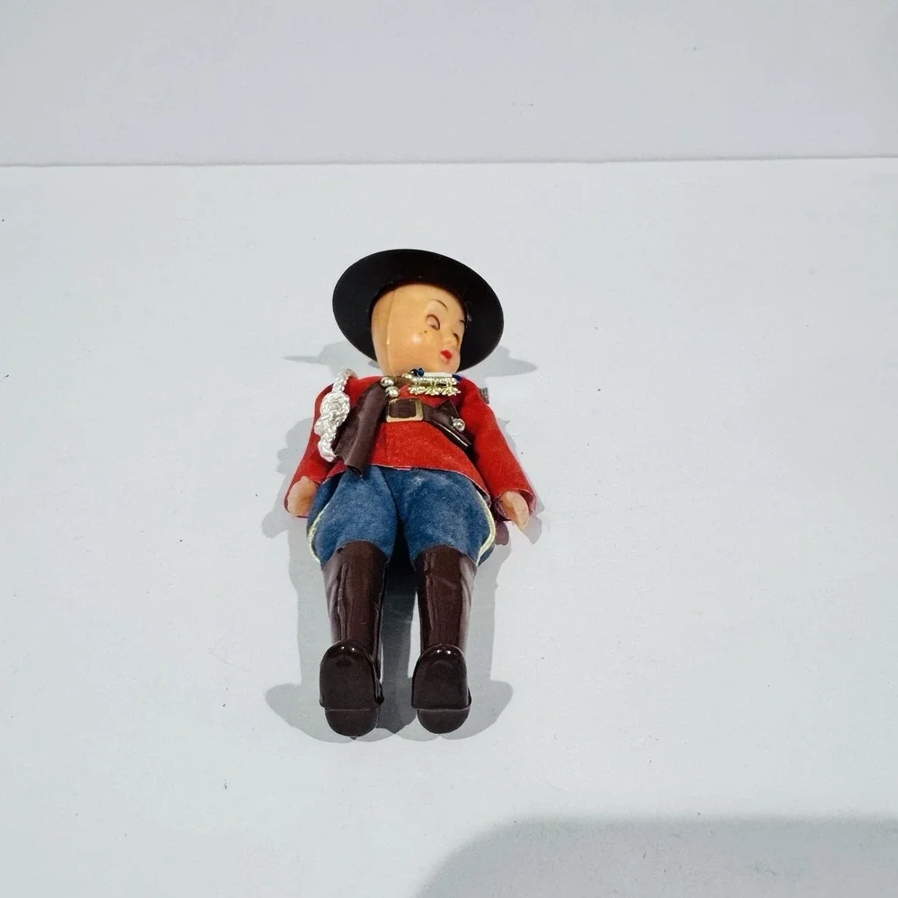 Vintage Canadian‎ Mountie Celluloid Sleepy Eye Boy Doll 6